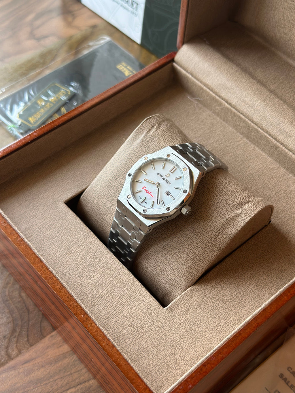 Audemars Piguet Royal Oak White 33 mm Quartz - дамски модел