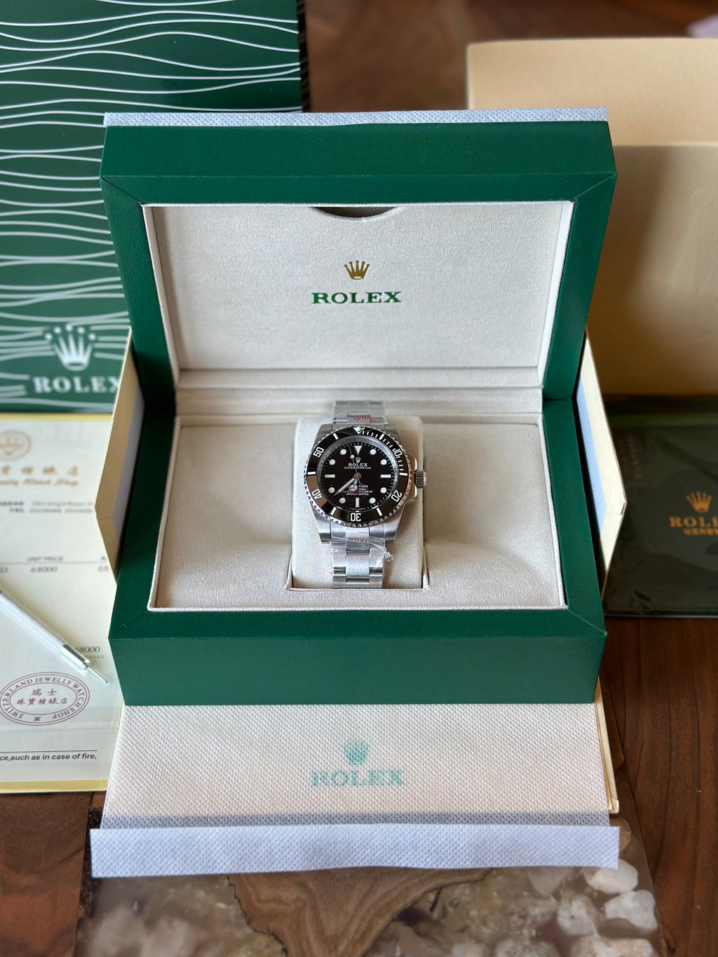 Rolex Submariner Black Date 2015
