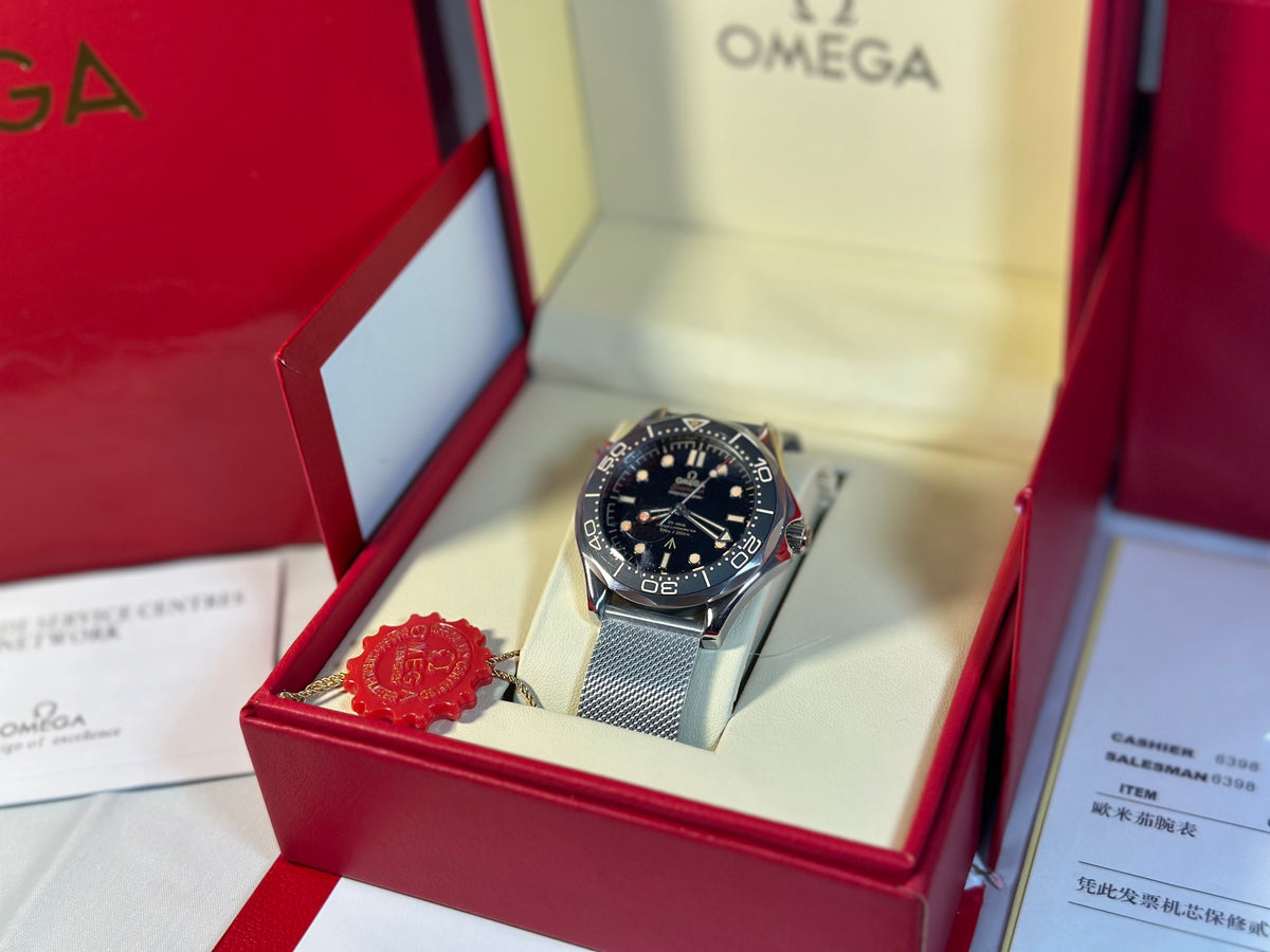 Omega Seamaster Diver 300M “James Bond 007” 42 mm