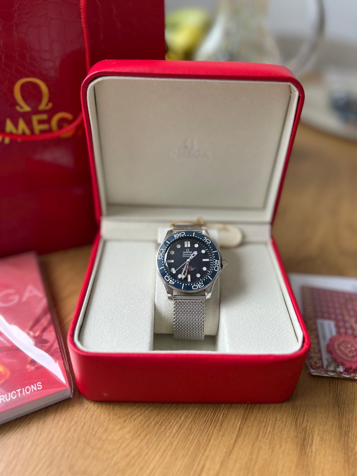 Omega Seamaster Diver 300M “James Bond 007” Blue 42 mm