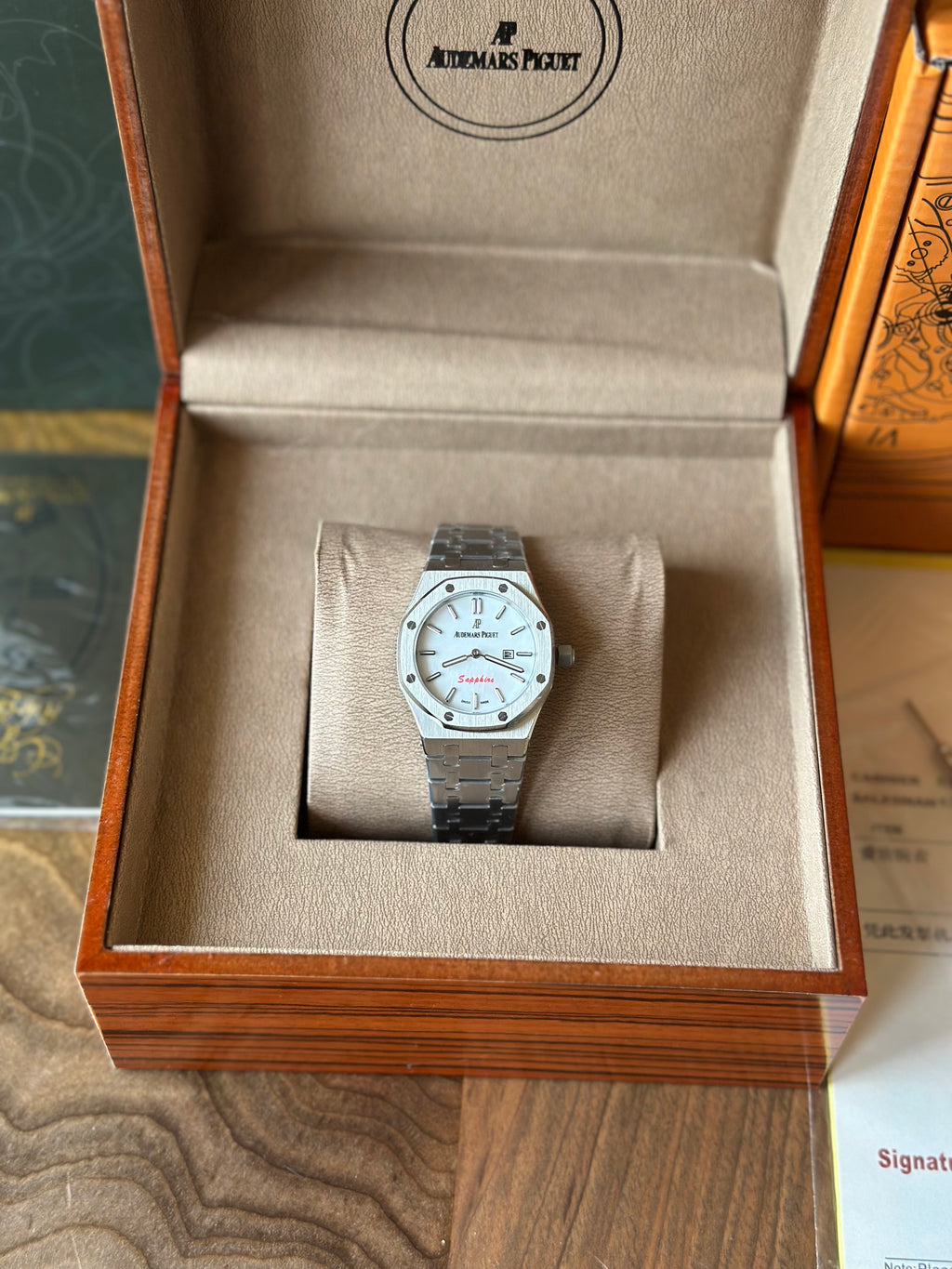 Audemars Piguet Royal Oak White 33 mm Quartz - дамски модел