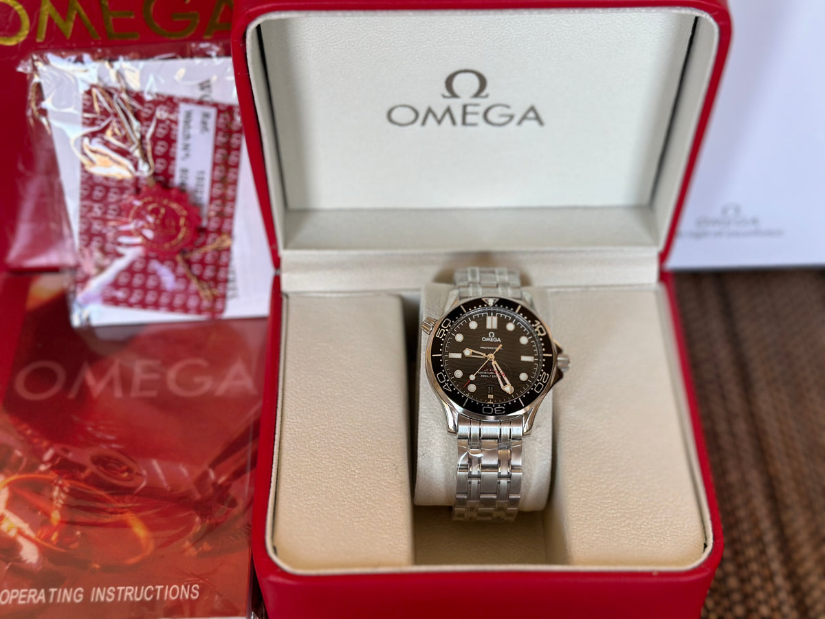 Omega Seamaster Diver 300M Black 42 mm