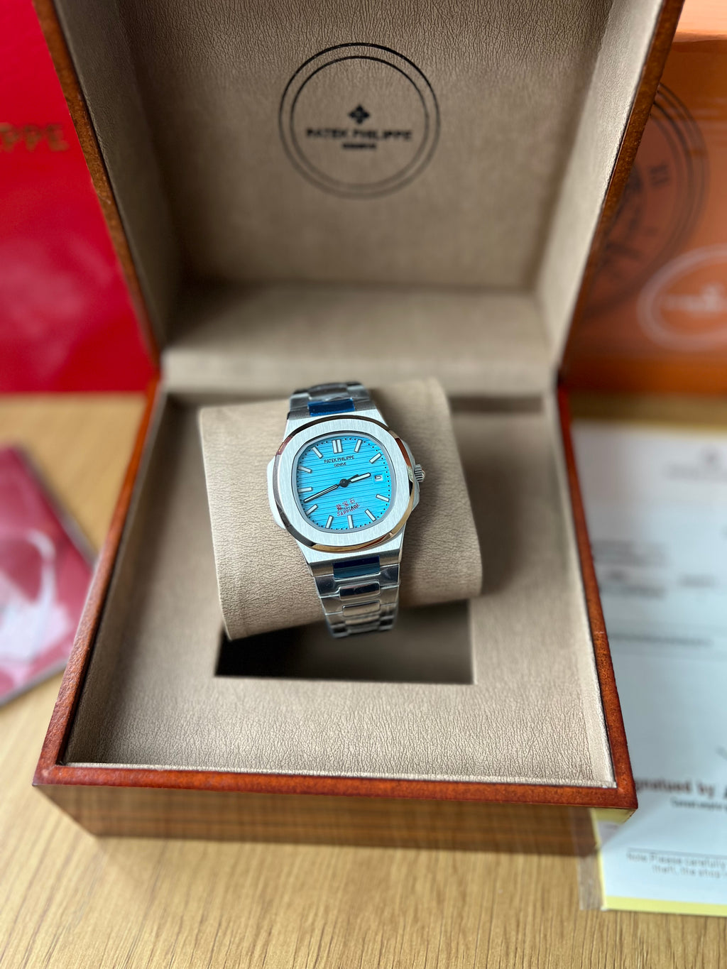 Patek Philippe Nautilus Tiffany 40 mm
