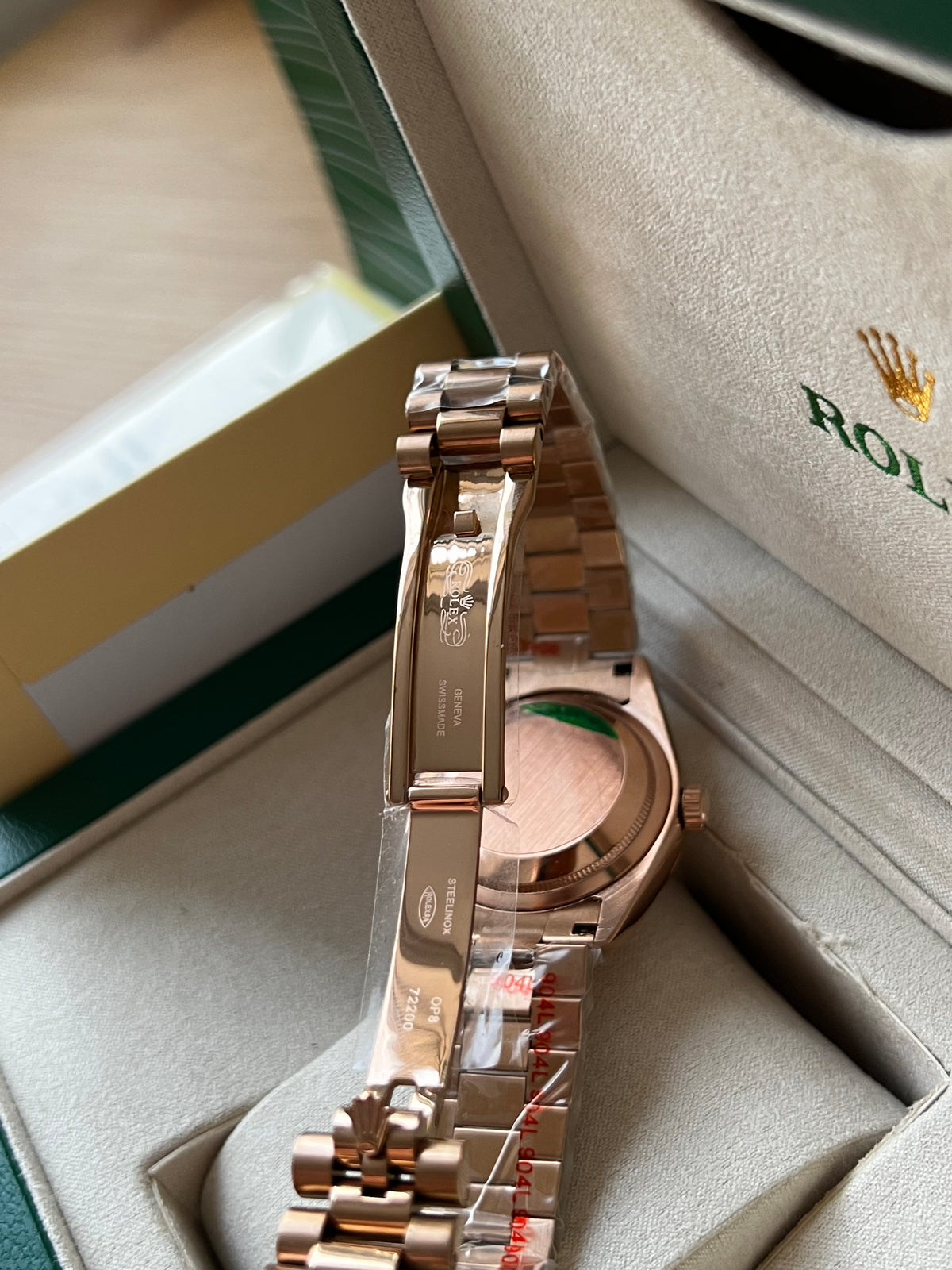 Rolex Day-Date Rose Gold 36 mm - дамски модел