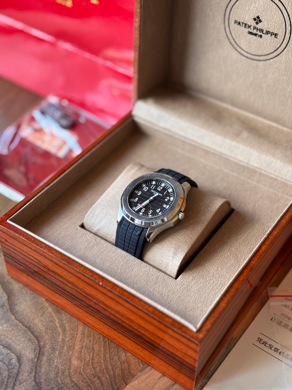 Patek Philippe Aquanaut Black 42 mm