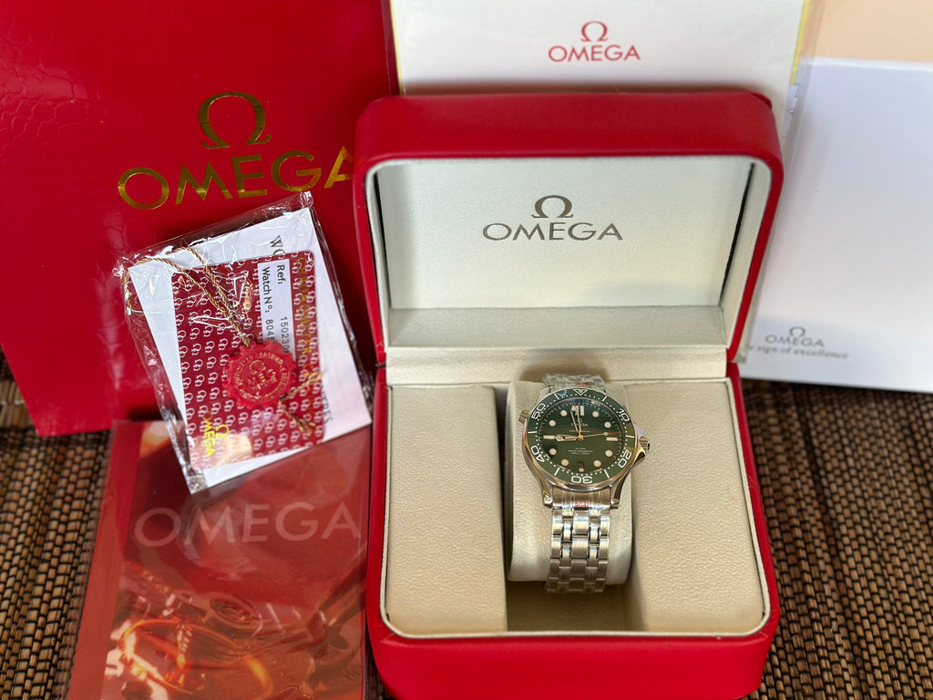 Omega Seamaster Diver 300M Green 42 mm