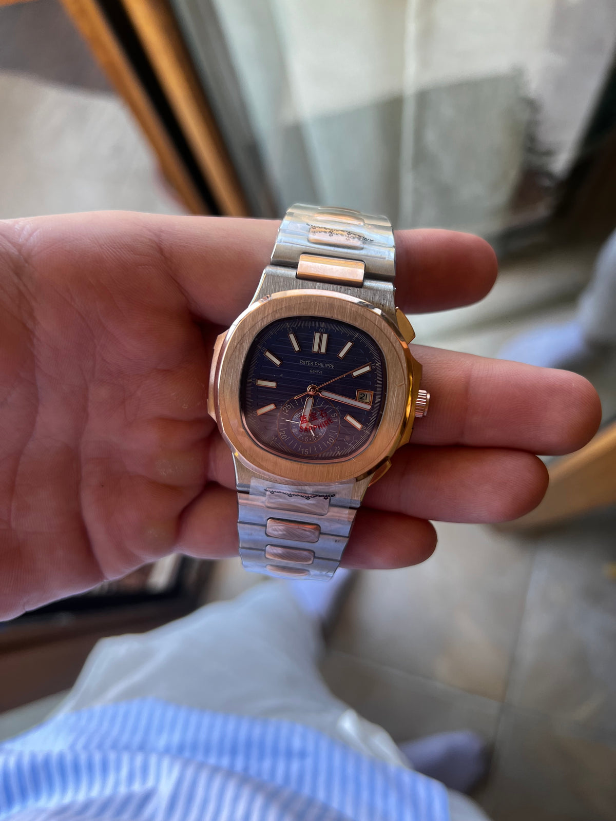 Patek Philippe Nautilus 40 mm Rose Gold And Blue Dial