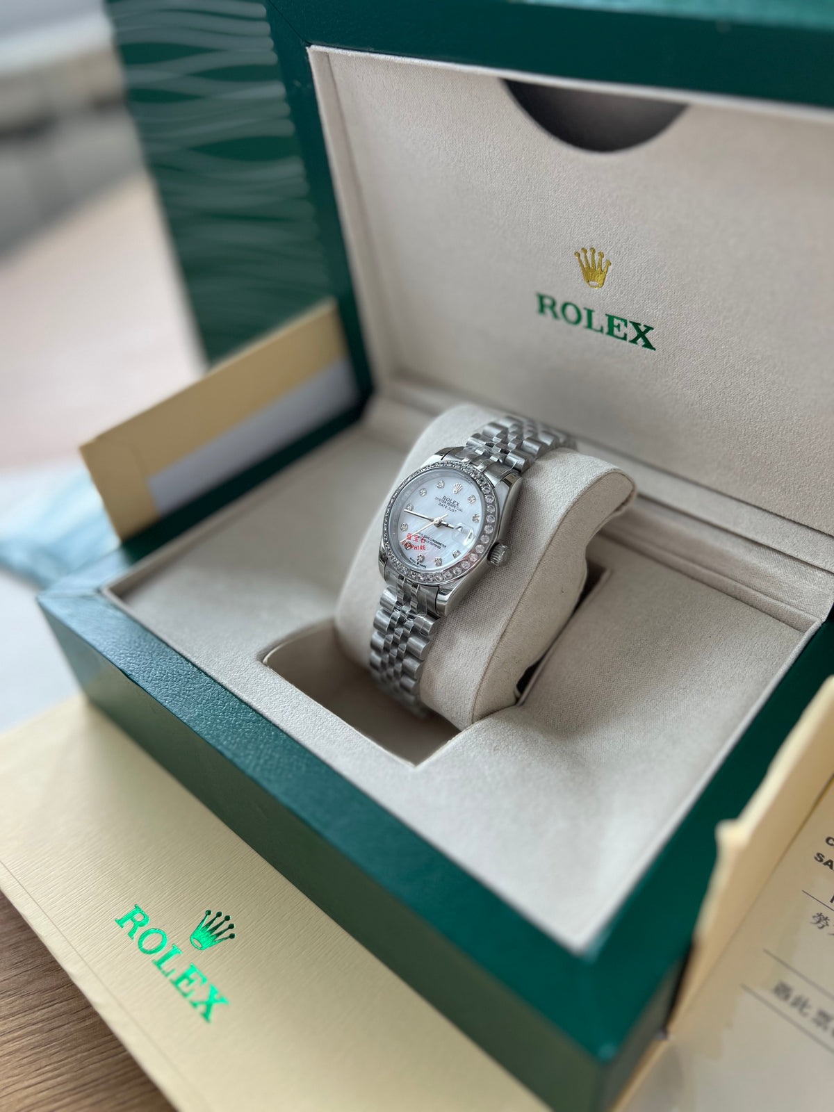 Rolex Datejust Diamonds 31 mm - дамски модел