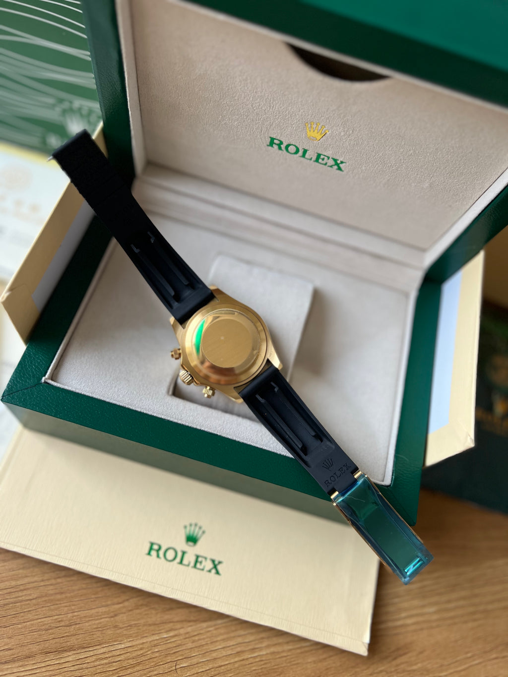Rolex Daytona Cosmograph Gold 40 mm Rubber Strap