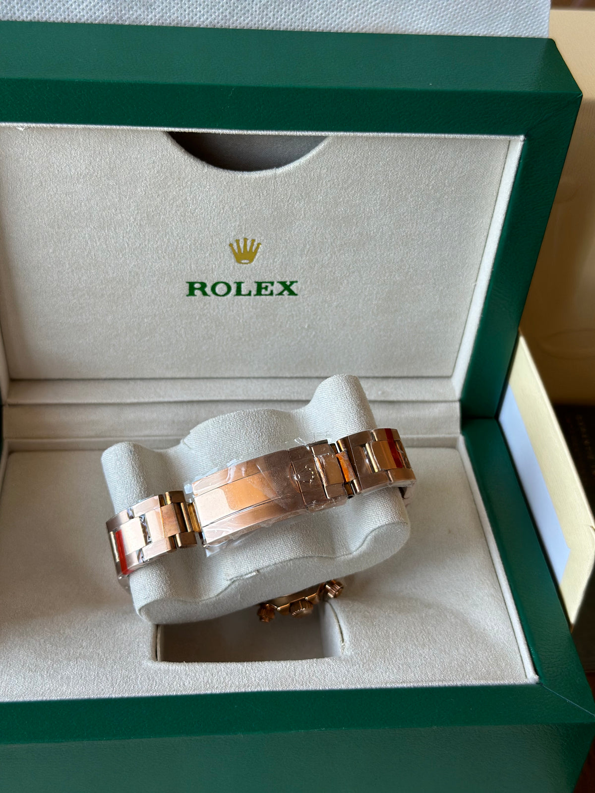 Rolex Daytona Cosmograph Rose Gold And Black Dial 40 mm