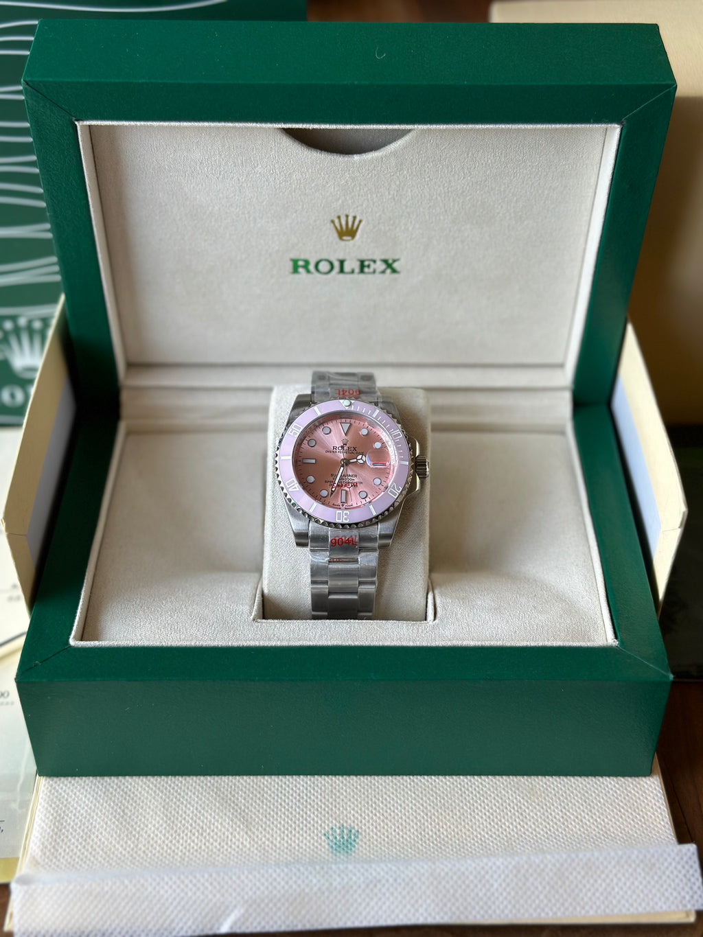 Rolex Yacht-Master Pink 40 mm - дамски модел