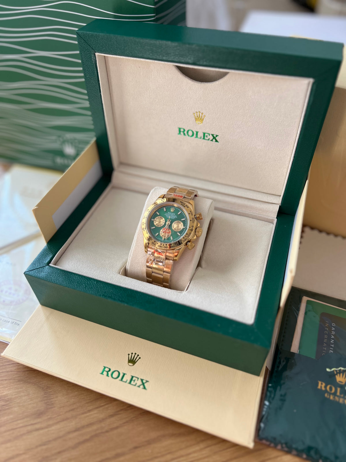 Rolex Daytona Cosmograph Gold And Green Dial 40 mm