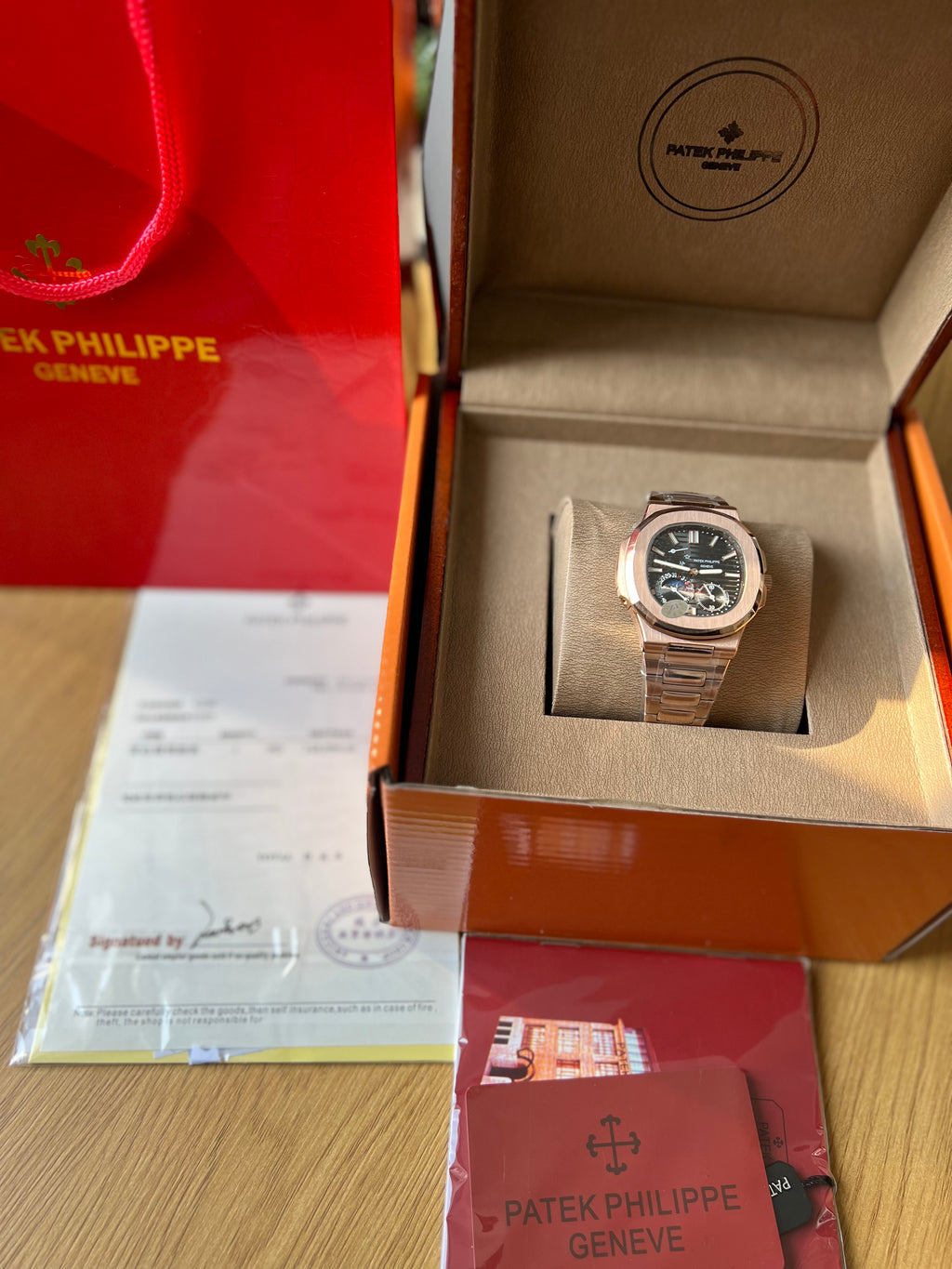 Patek Philippe Nautilius Rose Gold 40 mm