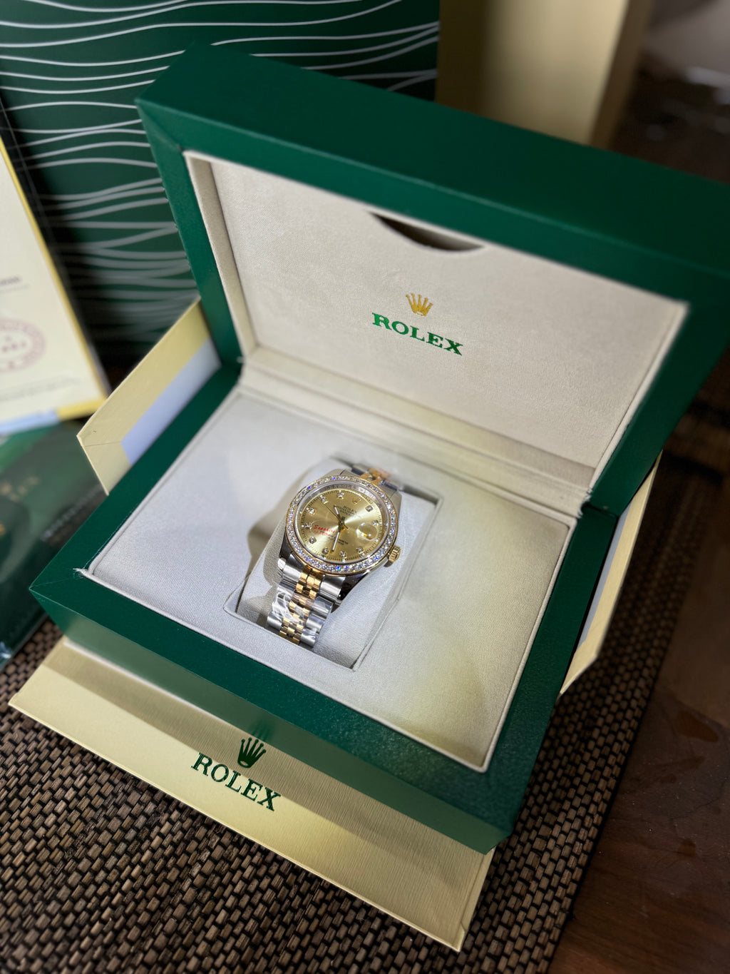 Rolex Datejust Gold 41 mm - дамски модел
