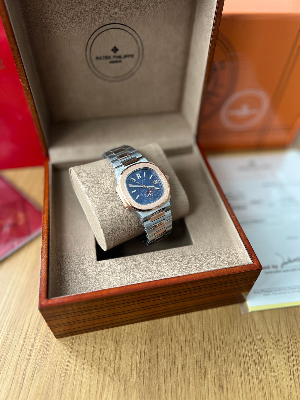 Patek Philippe Nautilus 40 mm Rose Gold And Blue Dial