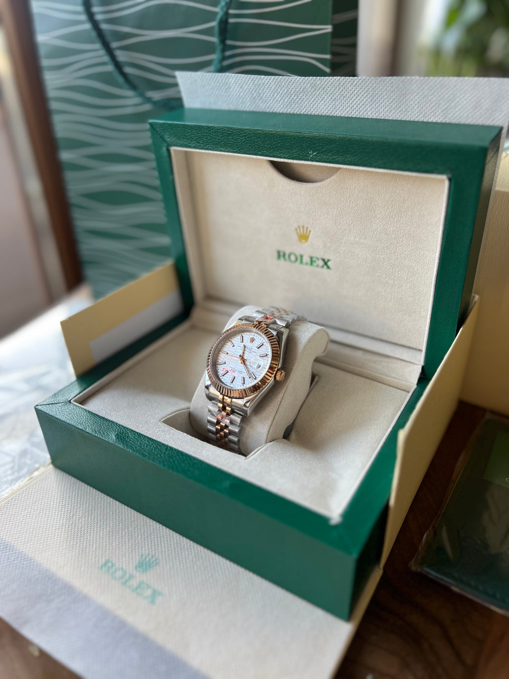 Rolex Datejust “White Motif” 41 mm