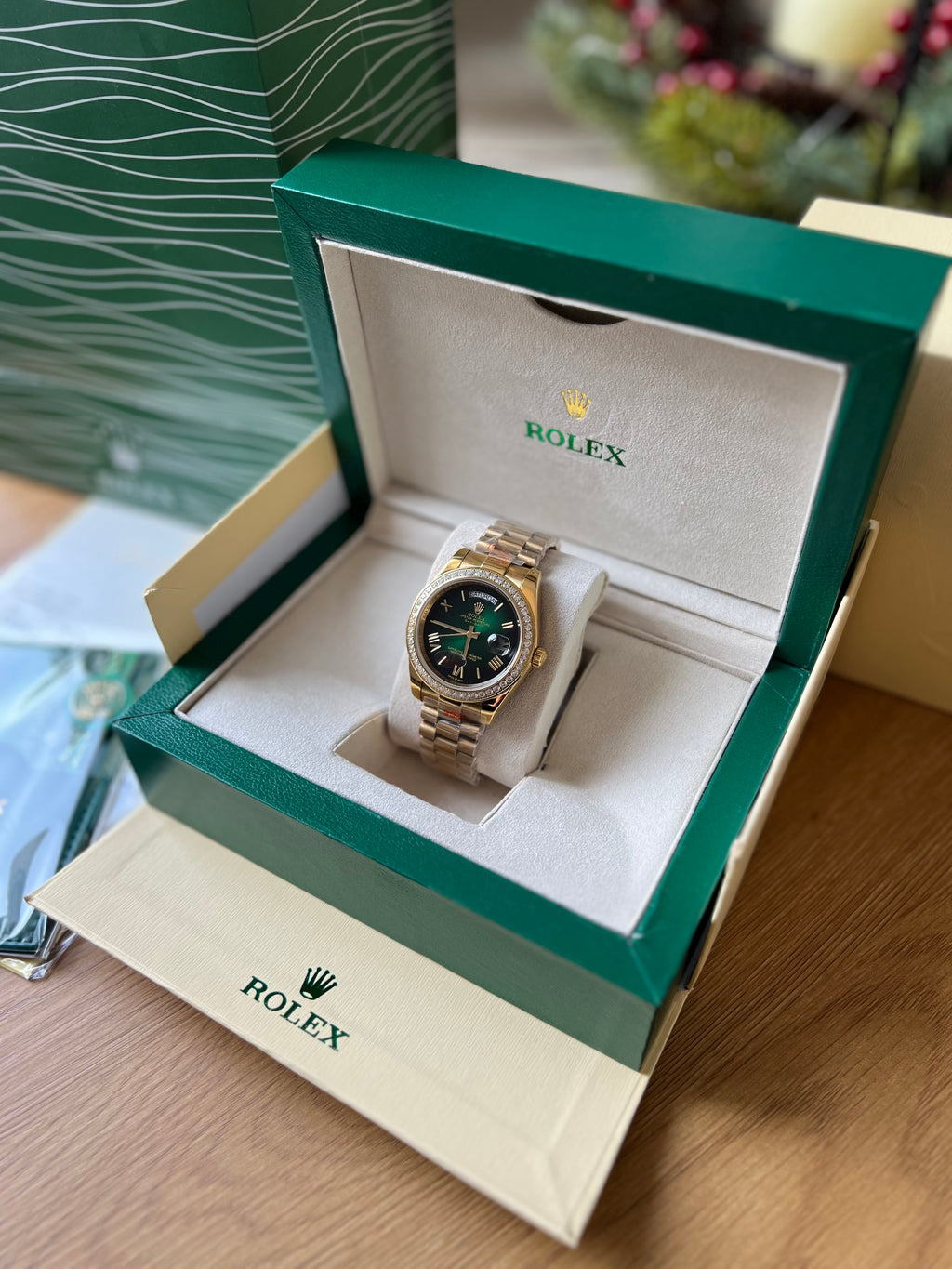 Rolex Day-Date Gold and Green Dial With Diamonds 40 mm
