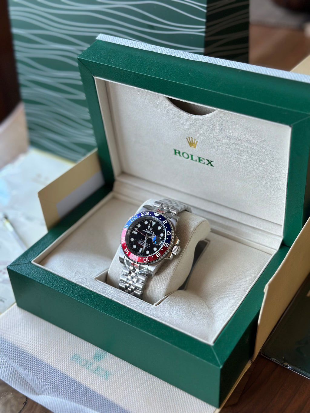 Rolex GMT-Master 2 “Pepsi” 40 mm
