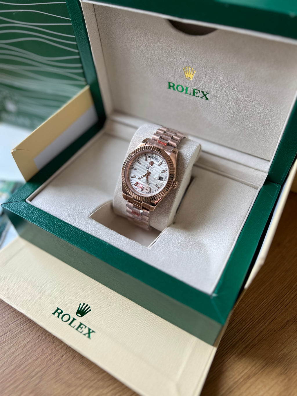 Rolex Day-Date White Motif 40 mm