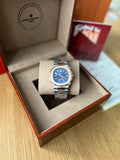 Patek Philippe Nautilus 40 mm Rose Gold And Blue Dial