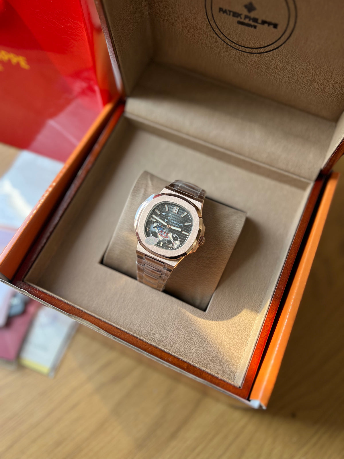 Patek Philippe Nautilius Rose Gold 40 mm